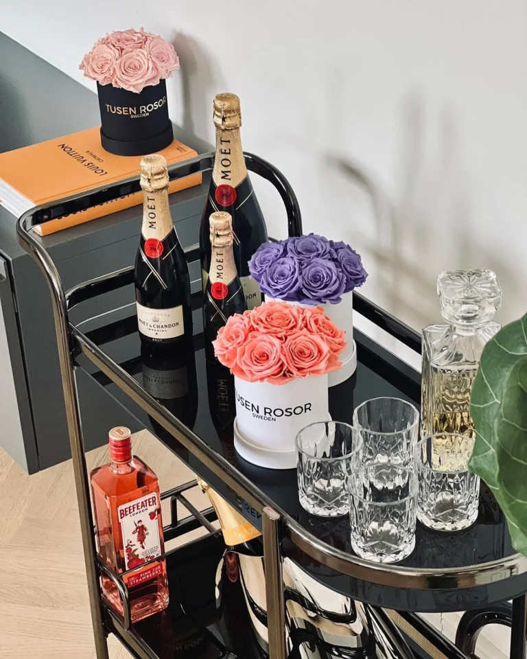 Romantik som Varar: Överraska med Rosboxar